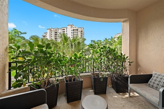 Building Photo - 13633 Deering Bay Dr