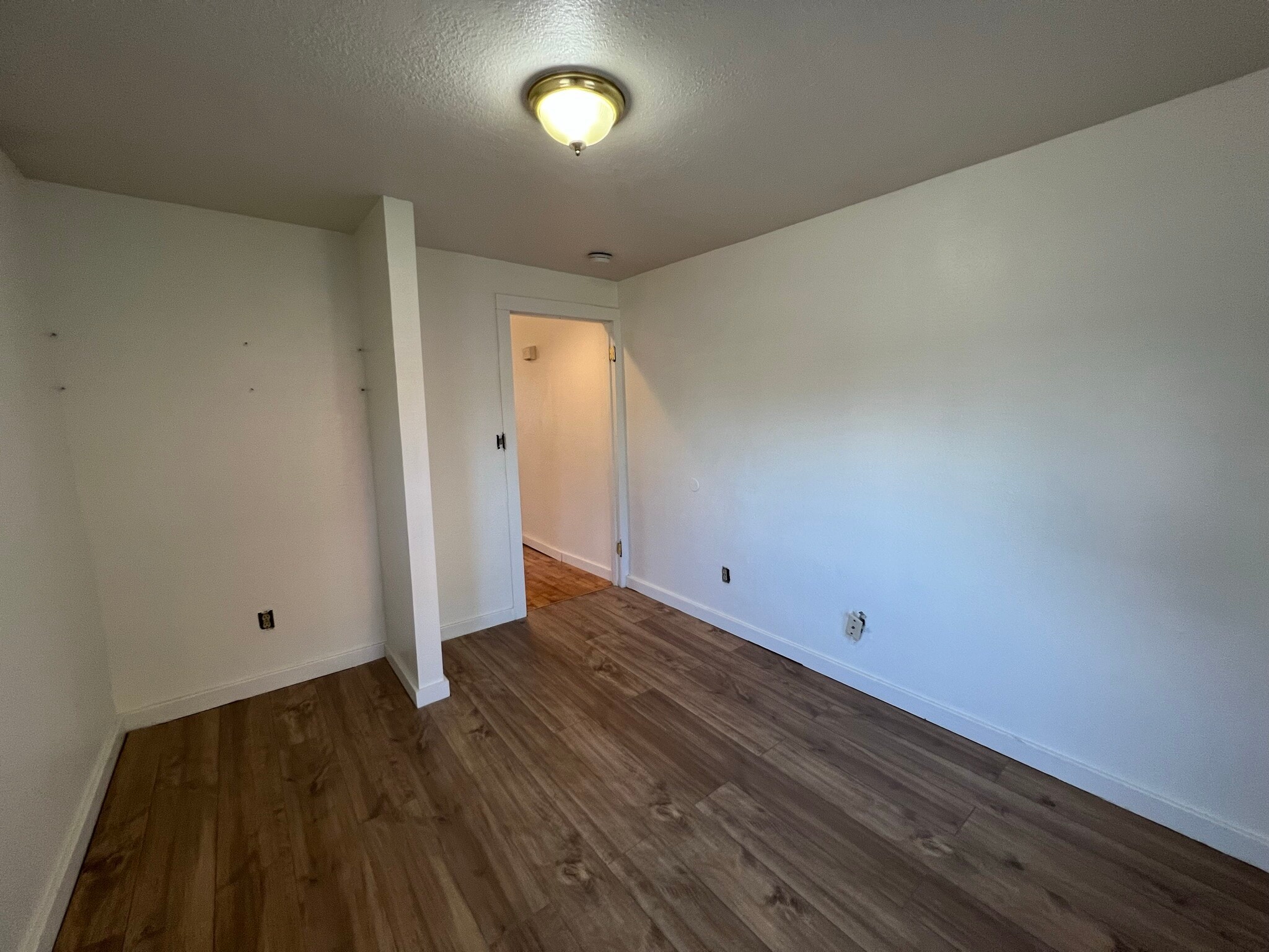 Building Photo - 1213 N Gillett St