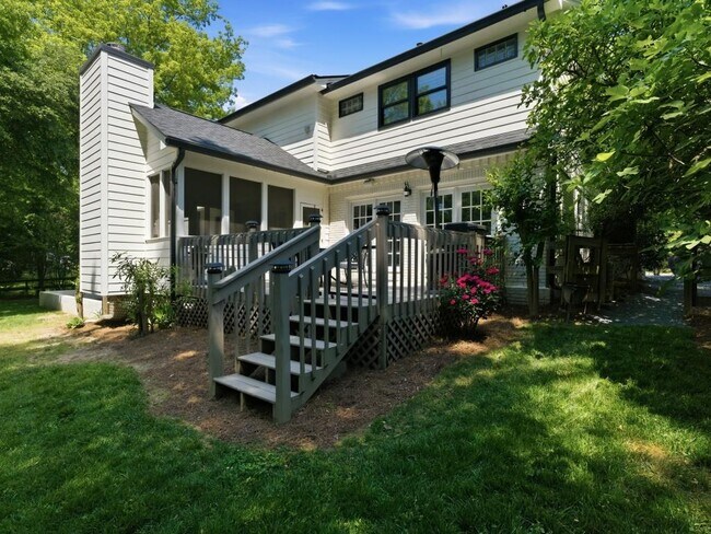 Building Photo - 1350 Battleview Dr NW
