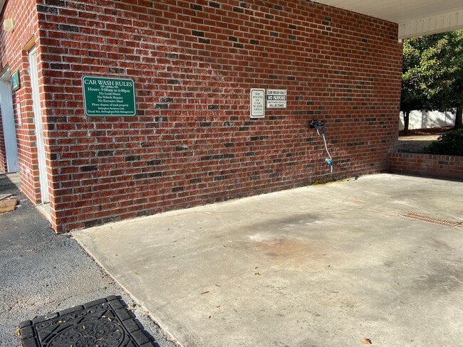 Building Photo - Beautiful Property in Bellingham Park!