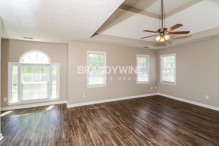 Building Photo - 204 Bonnie Sue Dr