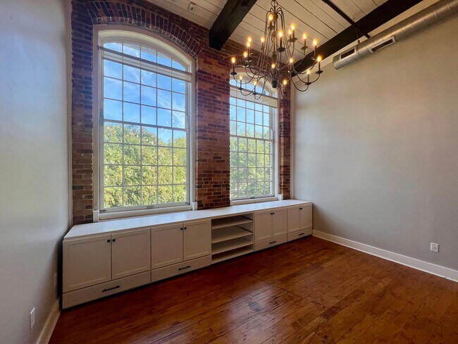 Building Photo - 1535 Caraleigh Mills Ct