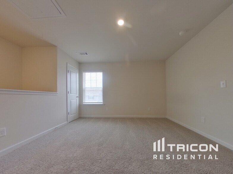 Building Photo - 455 Prescott Wy