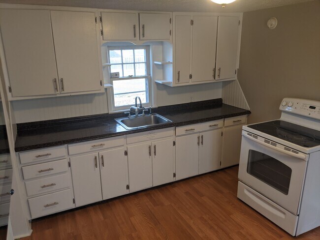 Kitchen - 1415 S 8th St
