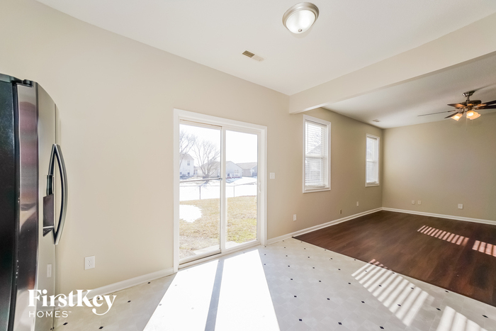 Building Photo - 623 Rocky Meadow Dr