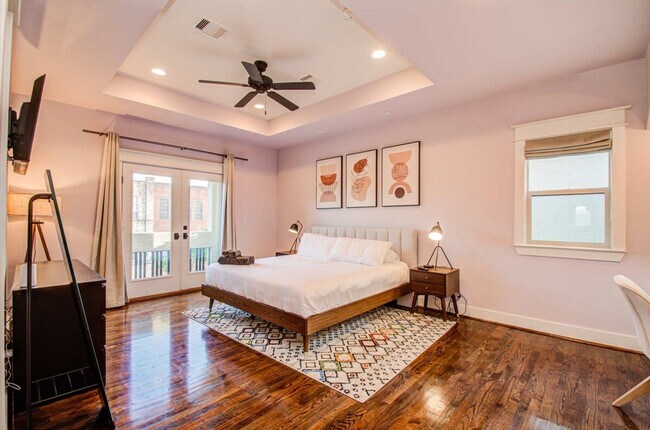 Building Photo - 2323 Woodhead St