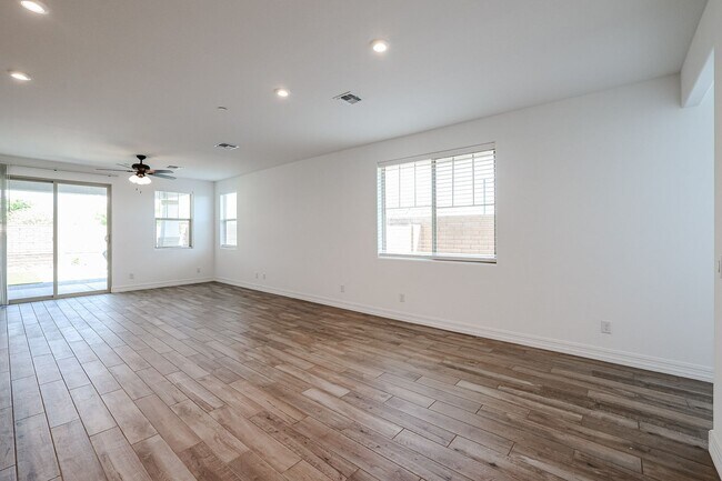 Building Photo - 31769 N 130th Ave