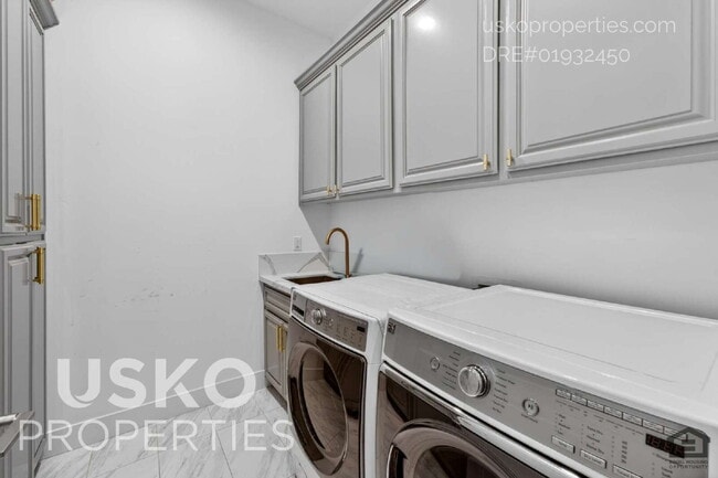 Building Photo - 103 Lazy Oak Ln