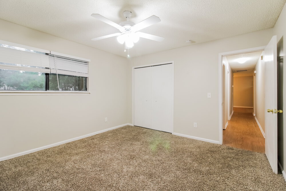 Building Photo - 8442 Finwood Ave