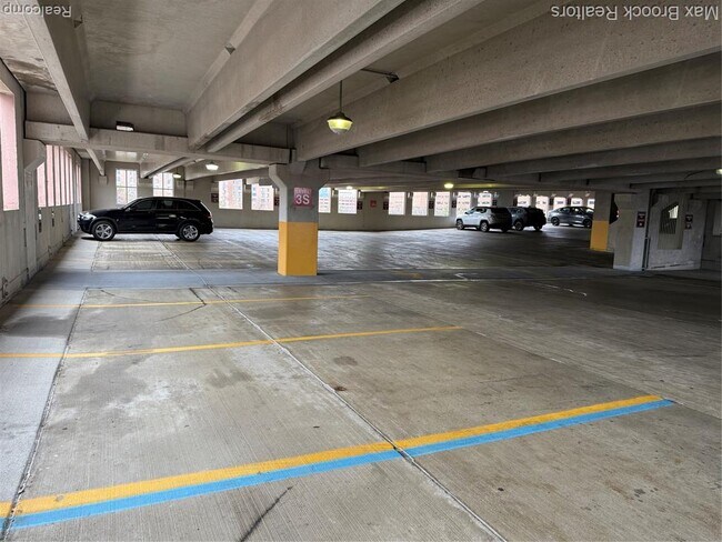 Building Photo - 3670 Woodward Ave