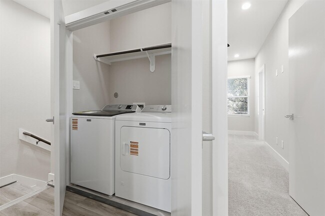 Building Photo - 11 Wellford St