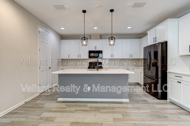 Building Photo - 262 Little Bear Run