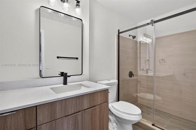 Building Photo - 2880 Coral Springs Dr
