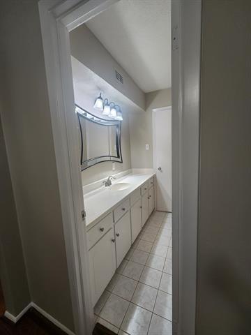 Building Photo - 3410 Whitehall Dr