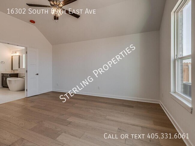 Building Photo - 16302 S 89th E Ave