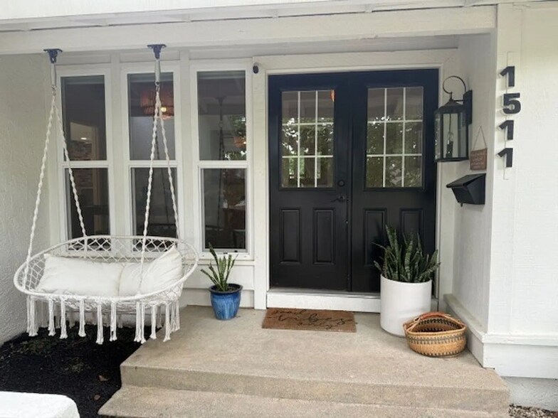 Building Photo - 1511 Dana Way