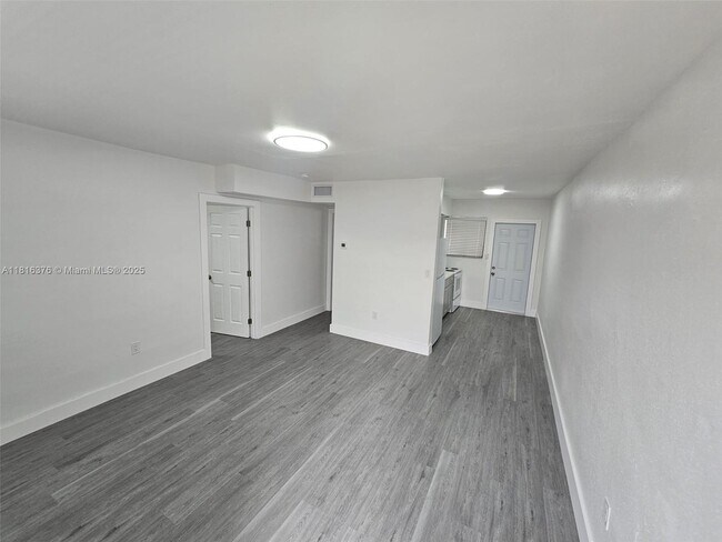 Building Photo - 1020 Opa-locka Blvd