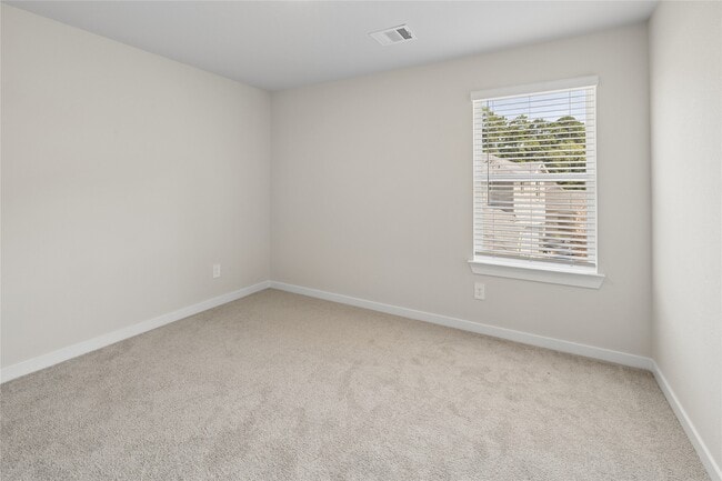 Building Photo - 6816 Hart Oak Ct