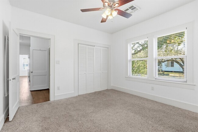 Building Photo - 4701 Avenue N 1/2 Rear