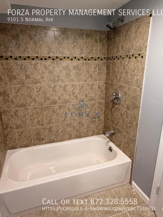 Building Photo - 9101 S Normal Ave