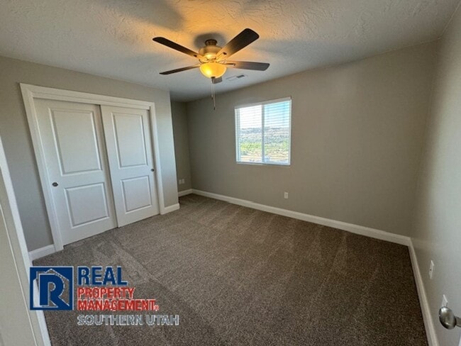 Building Photo - Brand New - River Trail Townhome