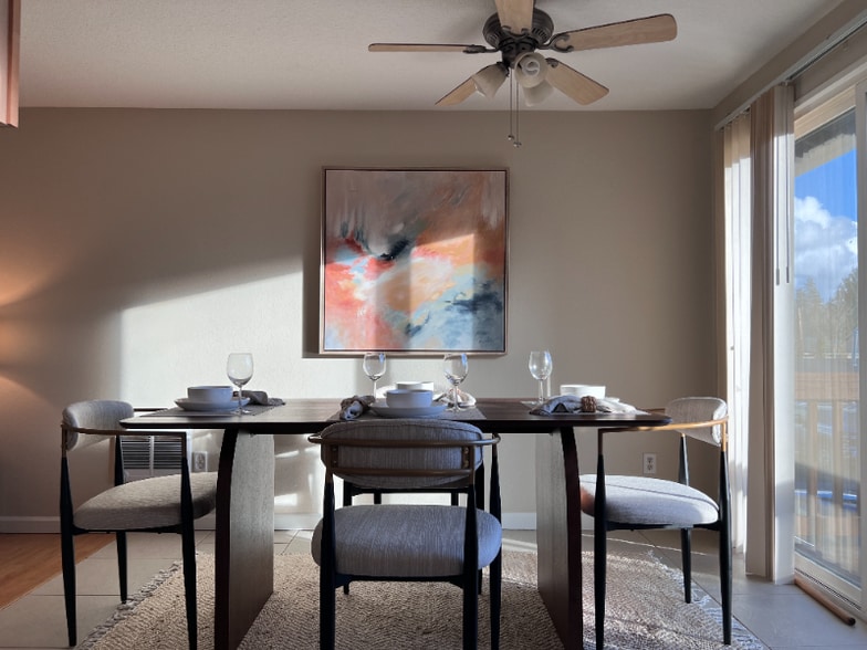 Building Photo - 14655 SW 76th Ave