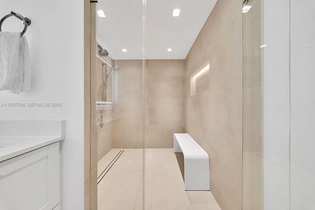 Building Photo - 199 Ocean Ln Dr