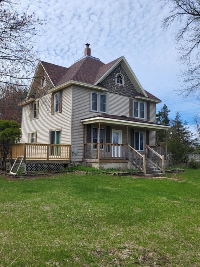 Building Photo - 11126 Cumberland Rd