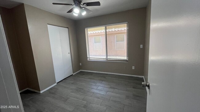 Building Photo - 1690 E Countrywalk Ln