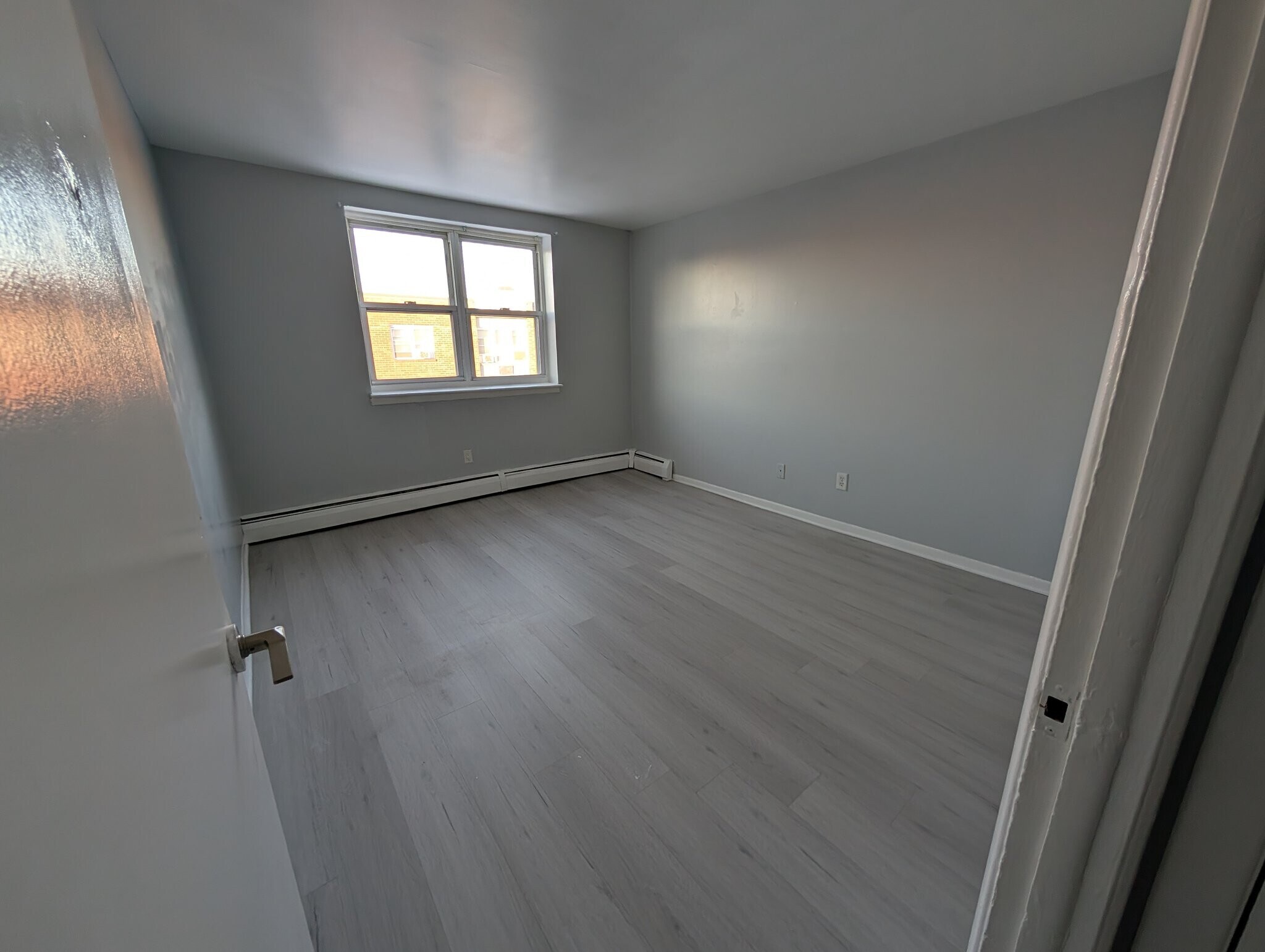 Building Photo - 194 Washington St