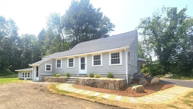 Primary Photo - 95 Bowman St