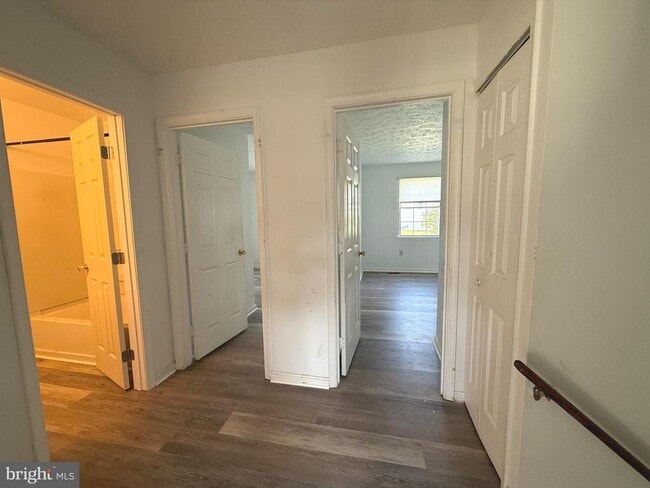 Building Photo - 21438 Manon Way
