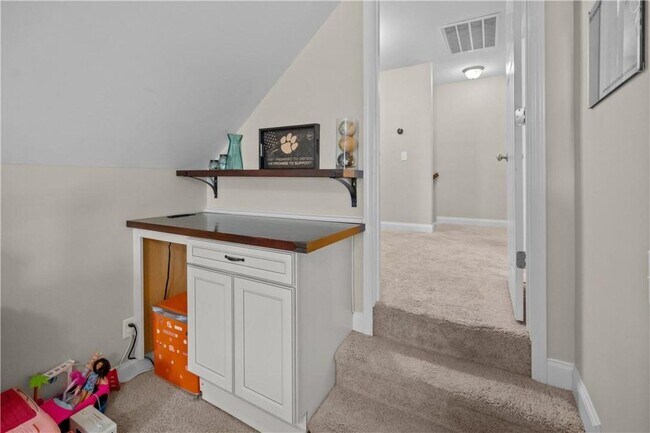 Building Photo - Flexible Space for Every Lifestyle! 4 Bedrooms Plus Loft & Bonus Room in Richmond Hill, GA