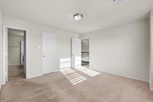 Building Photo - 2246 Oakleaf Trail Ln