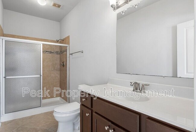 Building Photo - 2104 E Broad St