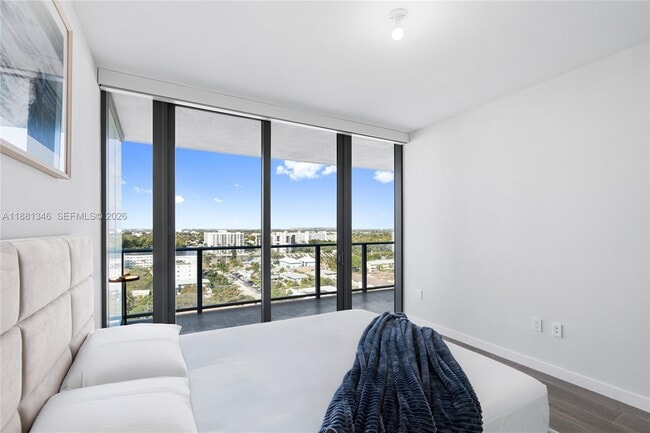 Building Photo - 1116 N Ocean Blvd