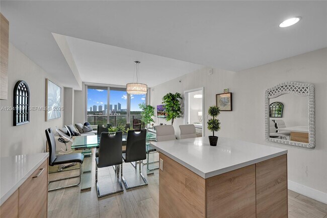 Building Photo - 16385 Biscayne Blvd