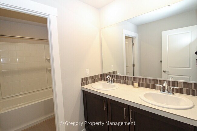 Building Photo - 21 181st St SE