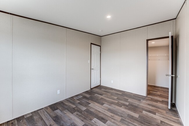 Building Photo - 5055 County Rd 3540
