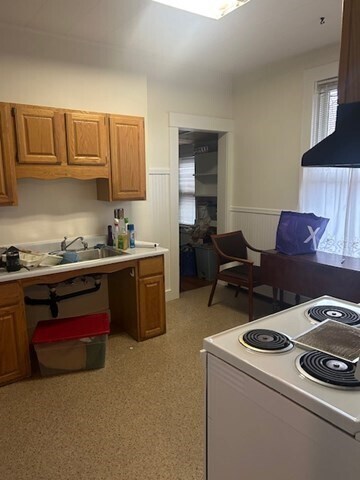 Building Photo - 316 Davis St