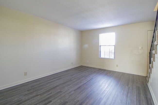 Building Photo - 284 Northridge Dr