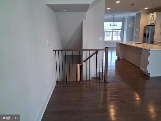 Building Photo - 5158 Ridgeview Retreat Dr