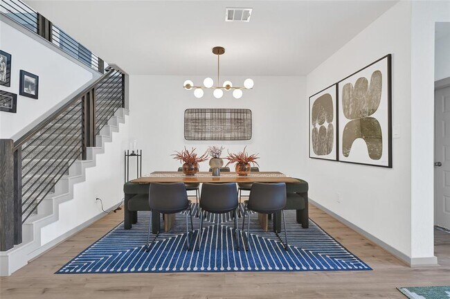 Building Photo - 13914 Frio Dr