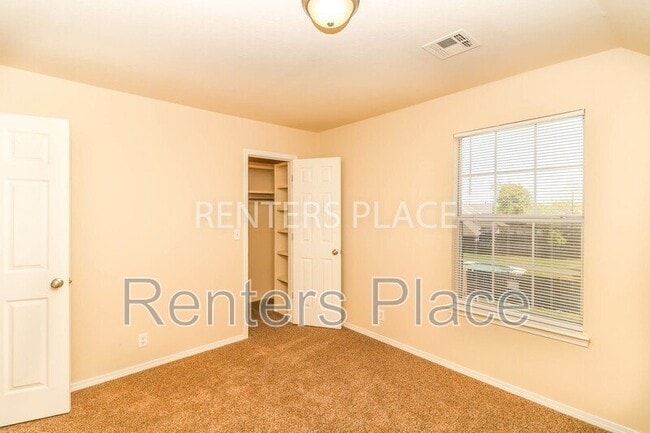 Building Photo - 9209 S 73rd E Ave