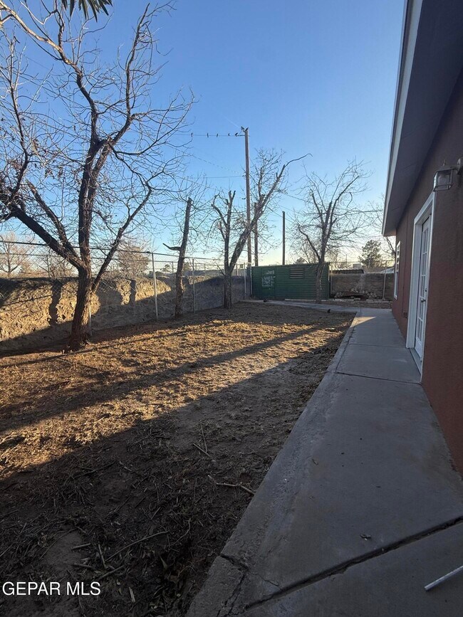 Building Photo - 218 Easter Way