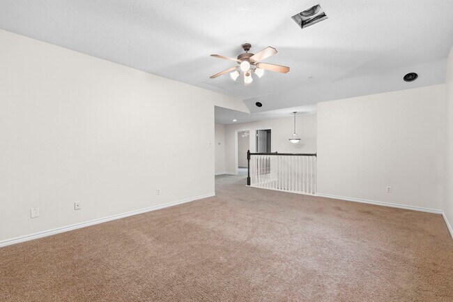 Building Photo - 4914 Trailing Clover Ct