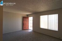 Building Photo - 1020 N Pueblo Dr