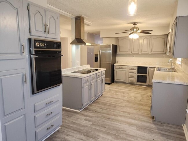 Building Photo - 7188 Pleasant Ridge Rd