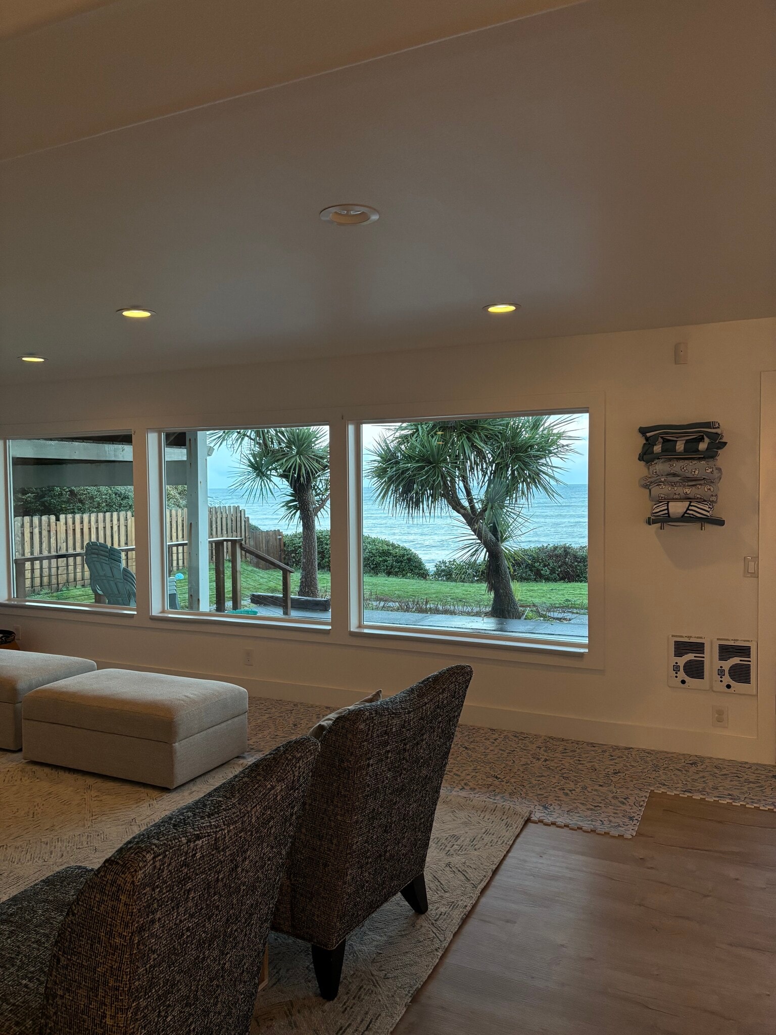 Building Photo - 90031 Cape Arago Hwy