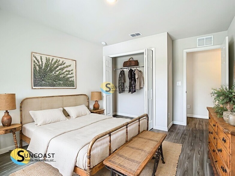 Building Photo - 357 Greenbriar Blvd